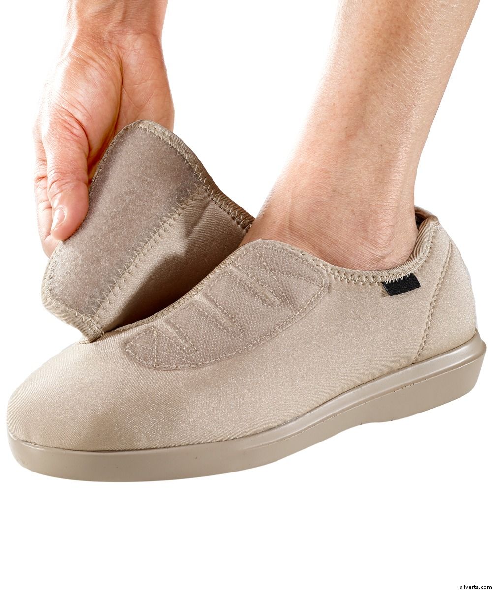 best shoes for elderly women